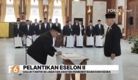 Gubernur Kalimantan Selatan Muhidin memimpin prosesi pelantikan Pejabat Pimpinan Tinggi Pratama Pemprov Kalsel di Mahligai Pancasila Banjarmasin Rabu 11 Maret 2026