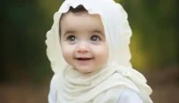 Kumpulan nama bayi perempuan Islami tiga kata dari huruf A hingga Z beserta artinya yang penuh doa dan makna untuk putri tercinta