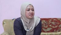 Kedisiplinan dalam menuntaskan kewajiban membayar tagihan air tepat waktu membawa keberuntungan bagi Dyah Dwi Siwi (38). Warga Banjarbaru ini terpilih sebagai salah satu penerima program pembebasan tagihan air gratis dari PT Air Minum (PTAM) Intan Banjar untuk periode April 2026.