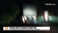 Sopir truk batu bara tetap ngeyel melintas di Jalan Desa Biih, Kecamatan Karang Intan, meski pemerintah sudah melarang.