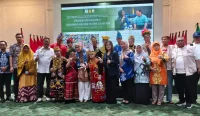 Kekurangan GPK alias guru pendamping khusus untuk anak berkebutuhan khusus tengah jadi persoalan di Banjarbaru, Kalimantan Selatan.