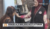 Satpol PP Kotabaru menutup dan menyegel lima tempat hiburan karaoke di Kecamatan Kelumpang Hilir
