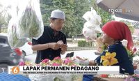Pemkab Tanah Laut menyiapkan lapak permanen bagi pedagang kembang di kawasan Pemakaman Muslimin Pelaihari agar lebih rapi dan nyaman.