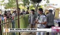Panitia Masjid Agung Al Karomah Martapura membagikan ribuan kupon daging kurban kepada masyarakat pada Idul Adha 1447 Hijriah.