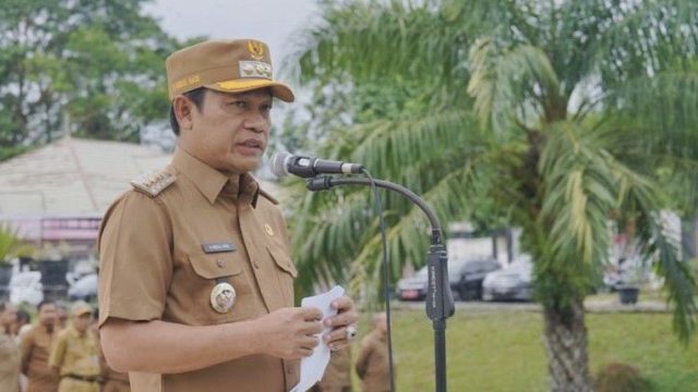 Pemkab Balangan menyiapkan program pendidikan gratis hingga kuliah bagi anak yatim dari keluarga kurang mampu mulai Juli 2026.