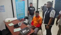 Polda Kalsel menahan Ali Ridhok alias Babe Aldo dalam kasus dugaan pencemaran nama baik dan pelanggaran UU ITE setelah penyidik melakukan pemeriksaan lanjutan.