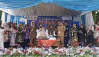 Pemkab Balangan mengajak guru, orang tua, dan masyarakat memperkuat kolaborasi untuk meningkatkan mutu pendidikan anak usia dini.