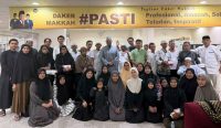 Bambang Heri Purnama membiayai pemulangan 36 jemaah umrah asal Kalimantan Selatan yang terlantar di Arab Saudi.