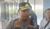 Warga curiga dengan aktivitas malam di sebuah gudang Sukoharjo. Bareskrim kemudian menggerebek lokasi yang ternyata menjadi markas kasino.