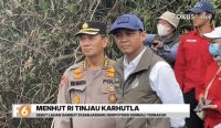 Menhut Raja Juli Antoni meninjau karhutla di Syamsudin Noor, Banjarbaru. Ia meminta petugas mewaspadai api yang masih membara di lahan gambut.