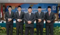 KPK menangkap Rektor Unsoed Akhmad Sodiq dan dua wakil rektor dalam OTT ke-19 sepanjang 2026. KPK masih mendalami perkara tersebut.