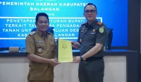 Kejari Balangan memberikan legal opinion kepada Pemkab Balangan sebagai pedoman pengadaan tanah untuk kebutuhan pembangunan desa.