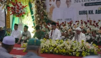 Peringatan Maulid Nabi di Masjid Al Akbar Balangan mengajak masyarakat mengenal dan meneladani akhlak Rasulullah dalam kehidupan sehari-hari.