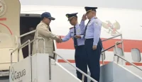 Presiden Prabowo Subianto tiba di Kalimantan Barat untuk mengecek dan memimpin langsung penanganan karhutla di sejumlah wilayah Kalimantan.