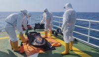 Tiga korban KM Virgo Transport 8 kembali ditemukan tim penyelam gabungan pada hari ke-17 operasi SAR di Laut Jawa.
