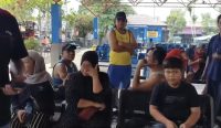 Keluarga penumpang KM Virgo Transport 8 mengungkap komunikasi terakhir sebelum kapal diduga tenggelam.