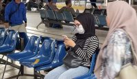 Hari keempat pencarian KM Virgo Transport 8, keluarga korban yang masih hilang mendesak tim SAR menyelam atau menggunakan drone bawah air.