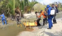 Enam jenazah KM Virgo ditemukan di Pantai Sungai Perlu, Seruyan. Evakuasi lewat udara batal karena kabut asap karhutla mengganggu jarak pandang.