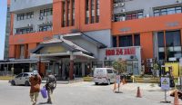 Kasus gangguan pernapasan di Kalsel meningkat di tengah karhutla. RSUD Ulin Banjarmasin mencatat kenaikan pasien rawat inap hingga 47,6 persen pada September 2026.